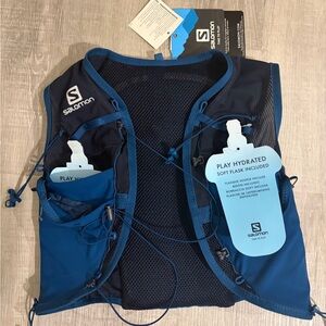 NWT Salomon Active Skin 8 Hydration Vest Size 2XS